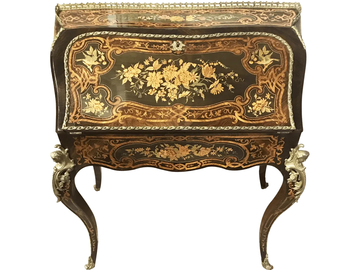 Après restauration. Bureau de pente de style Louis XV Après restauration. Restauration à Paris - Vincennes d'un Bureau de pente de style Louis XV